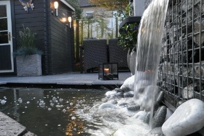 Gabionen Wasserfall Steinkörbe wasserfall